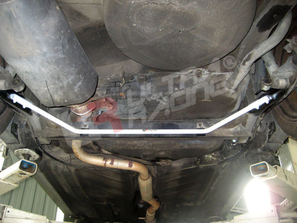 Ultra Racing Rear Anti Roll Bar for VW Golf Mk 1 (17)