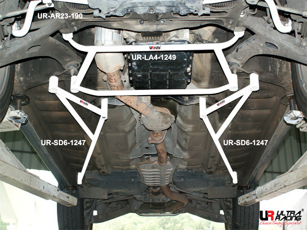 Ultra Racing Front Anti Roll Bar for Subaru Forester
