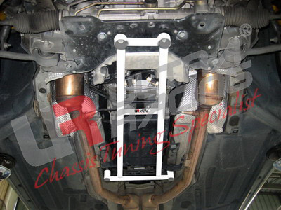 Ultra Racing Front Lower Brace for Mercedes CLK-Class