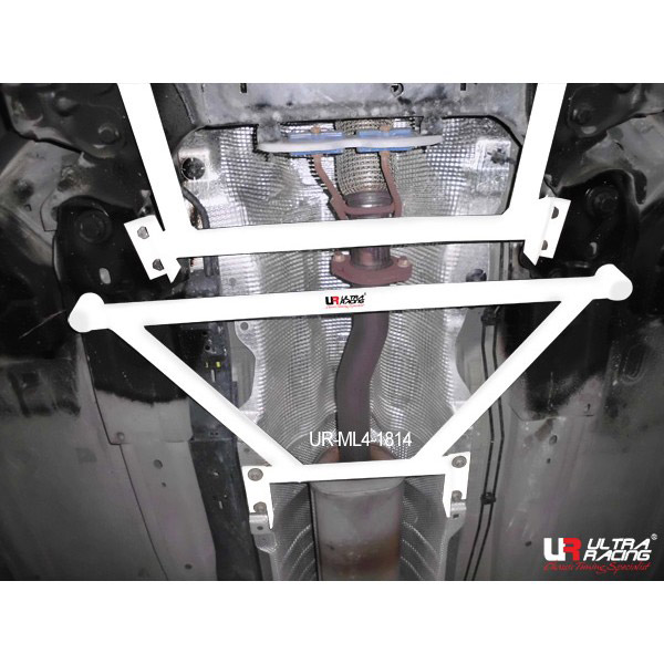 Ultra Racing Mid Lower Brace for Volvo XC60