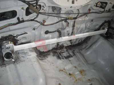 Ultra Racing Rear Strut Brace for Honda Integra