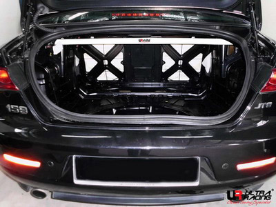 Ultra Racing Rear Strut Brace for Alfa Romeo 159