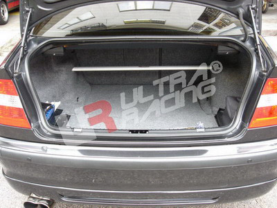 Ultra Racing Rear Strut Brace for BMW 3 Series (E46)