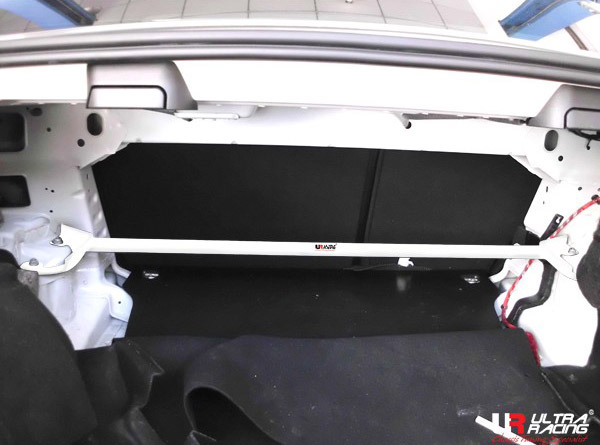 Ultra Racing Rear Strut Brace for Mercedes C-Class