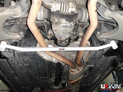 Ultra Racing Rear Lower Brace for BMW X5 (E53)