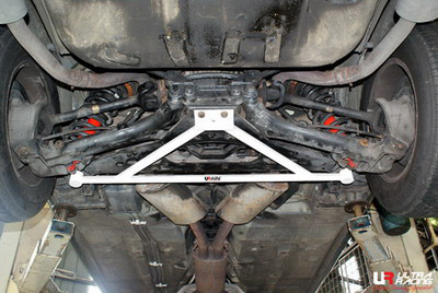 Ultra Racing Rear Lower Brace for Jaguar XJ