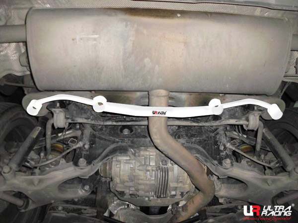 Ultra Racing Rear Lower Brace for BMW X6 (E71)