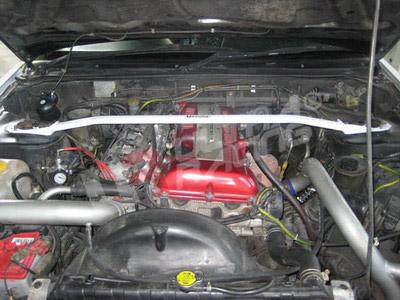 Ultra Racing Front Strut Brace for Nissan 200SX